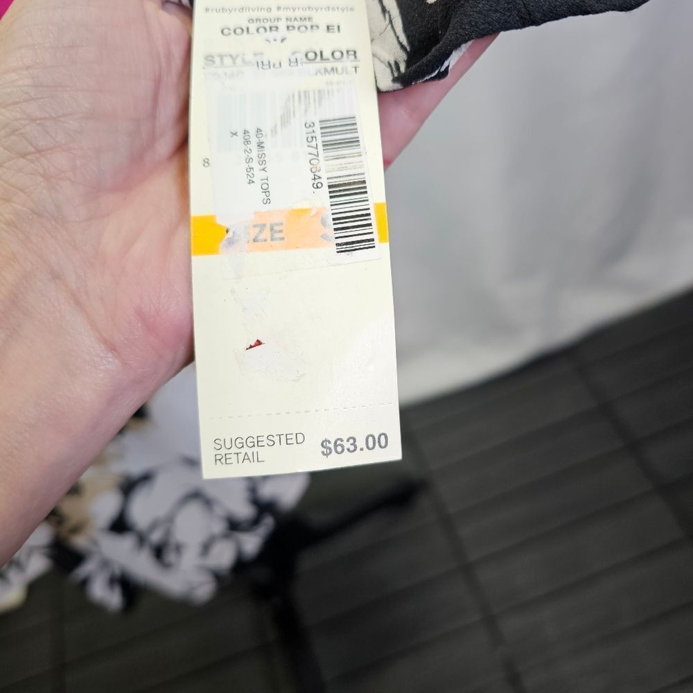 Ruby Rd. Asymmetrical Popover Blouse Size Small N… - image 6